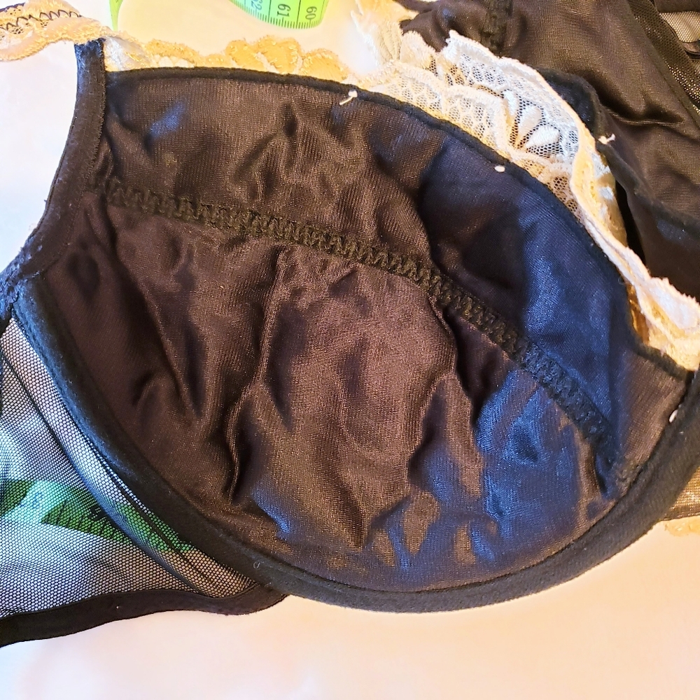 Victoria's Secret Black Underwire Tan Lace Sz 36D - Picture 5 of 5